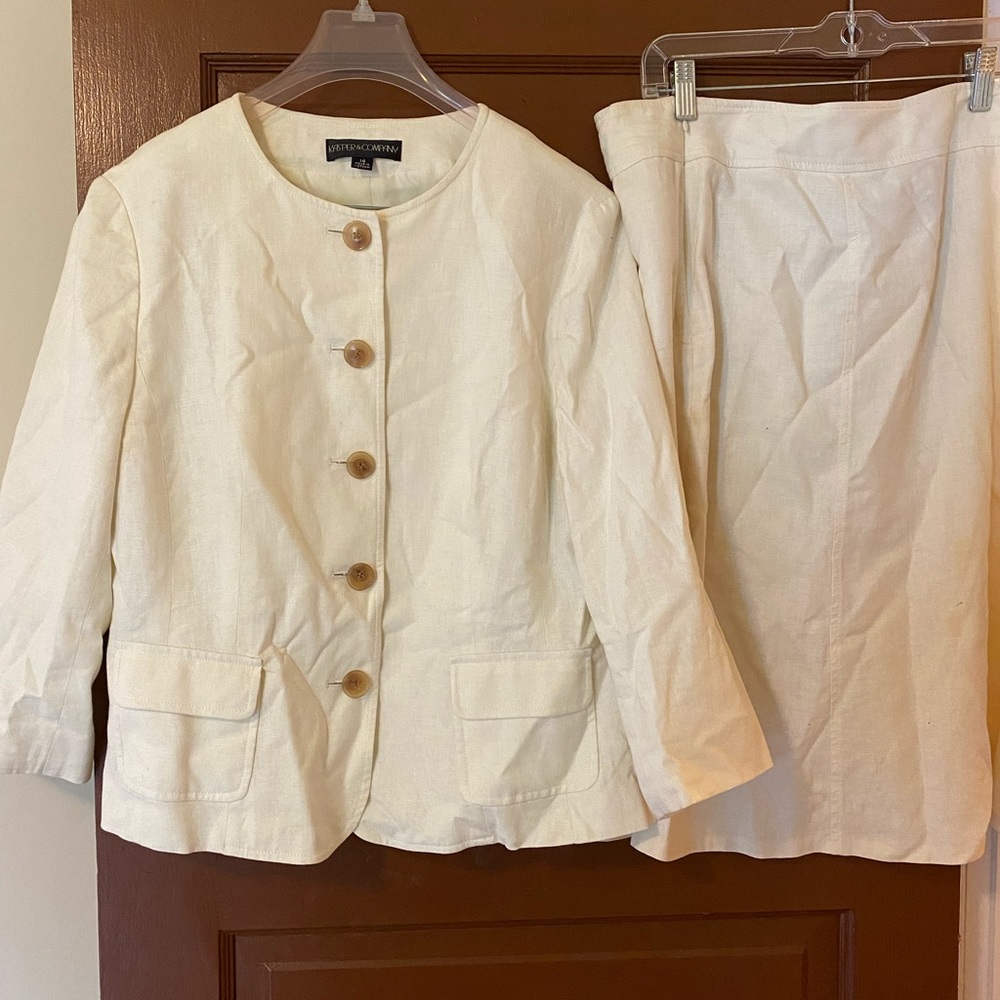 Lightly worn cream skirt suit. Size 14